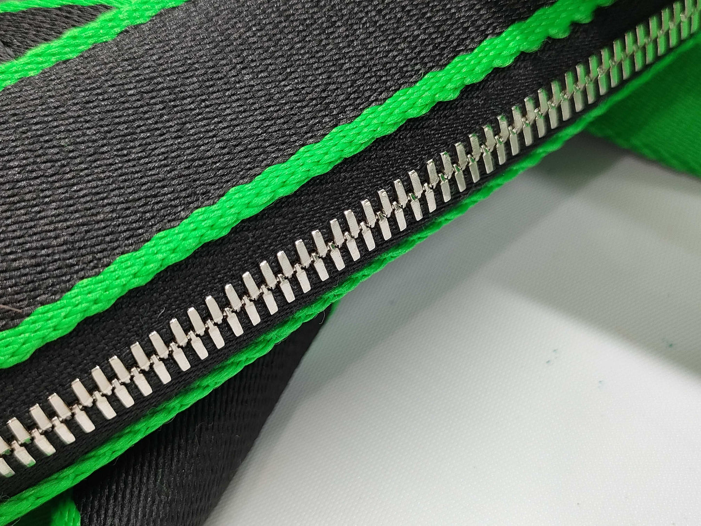 BOTTEGA VENETA Maxi Intrecciato Webbing 2-Way Tote Bag Shoulder Bag Black x Green