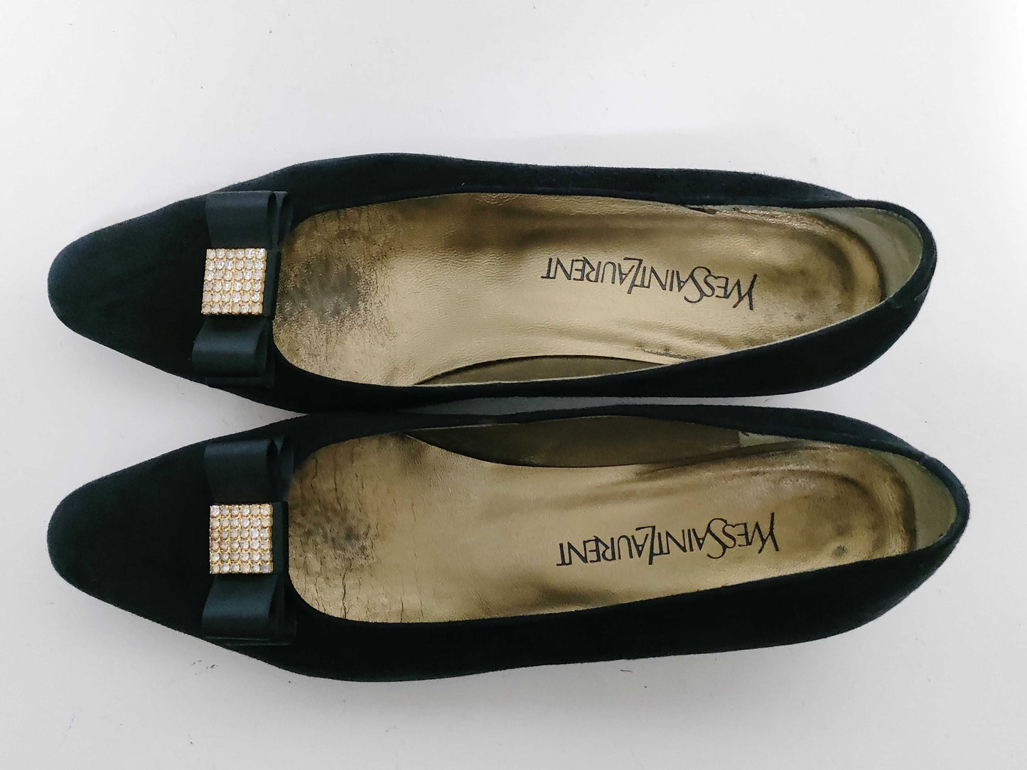 Yves Saint Laurent Yves Saint-Laurent low-heel pumps
