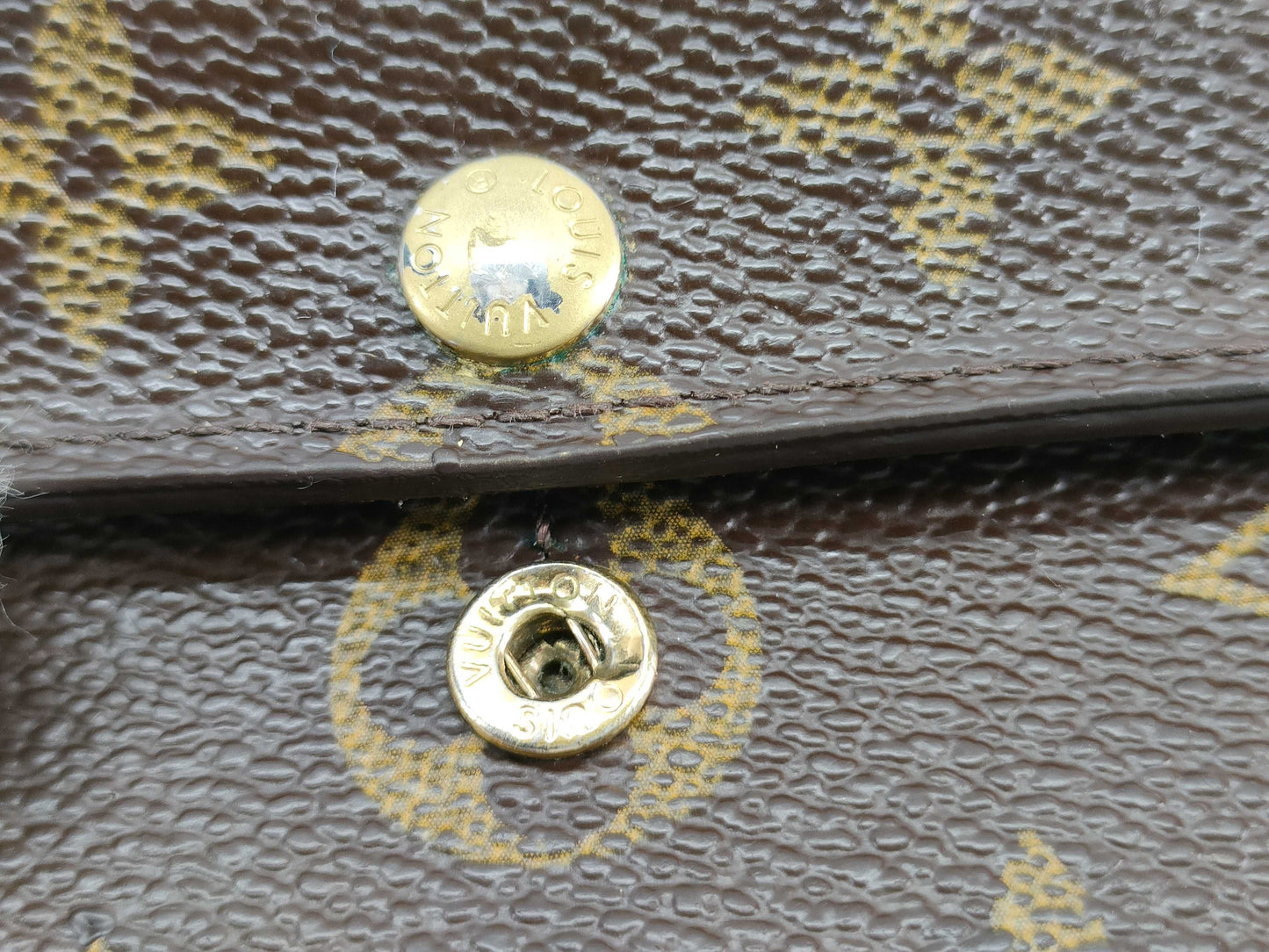 LOUIS VUITTON Monogram Louis Vuitton Monogram Wallet
