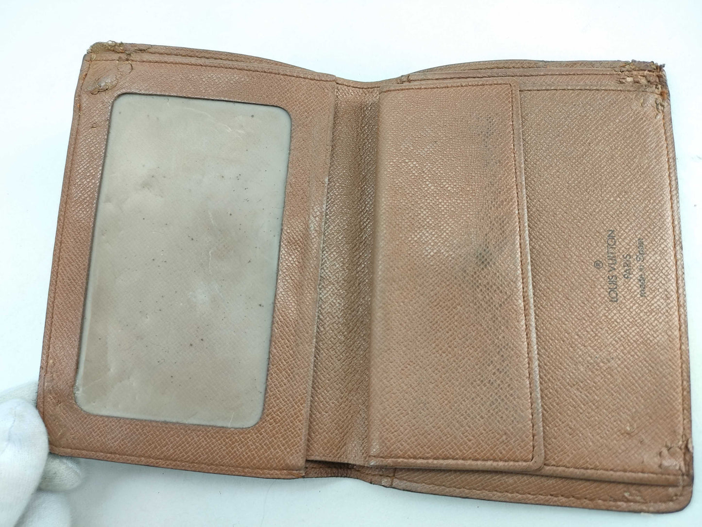 LOUIS VUITTON Monogram Louis Vuitton Monogram Wallet