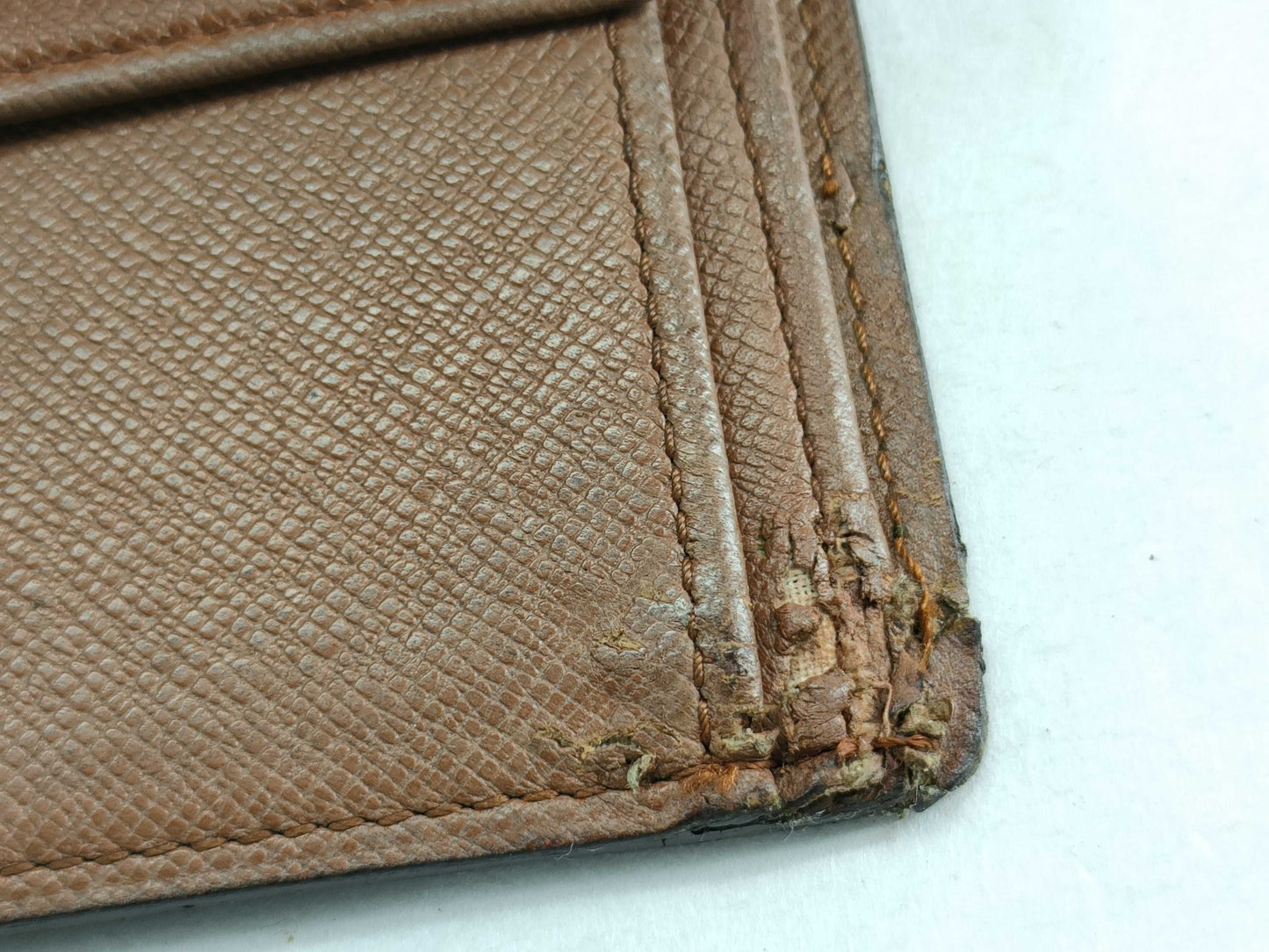 LOUIS VUITTON Monogram Louis Vuitton Monogram Wallet