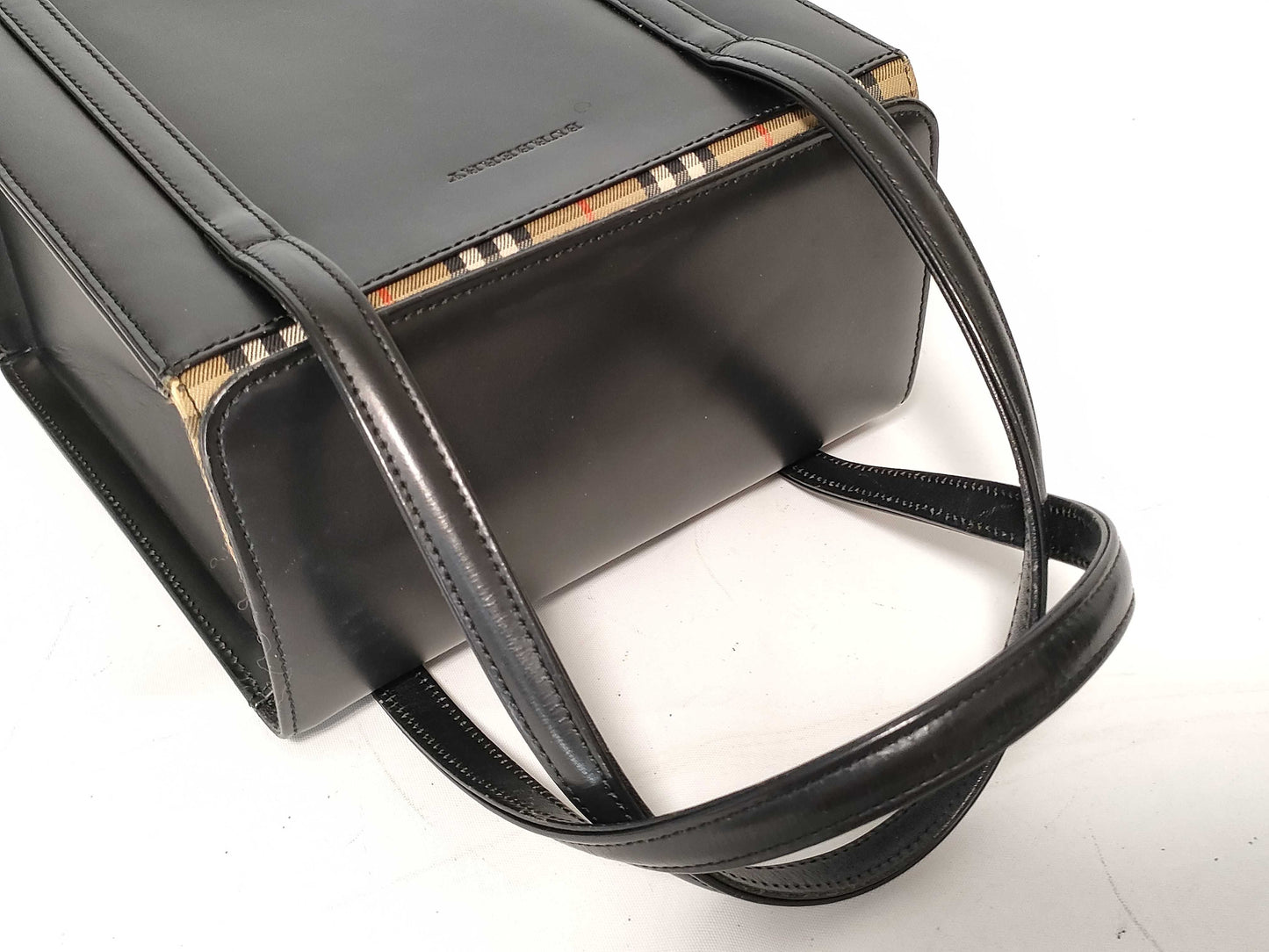 BURBERRY Black Handbag