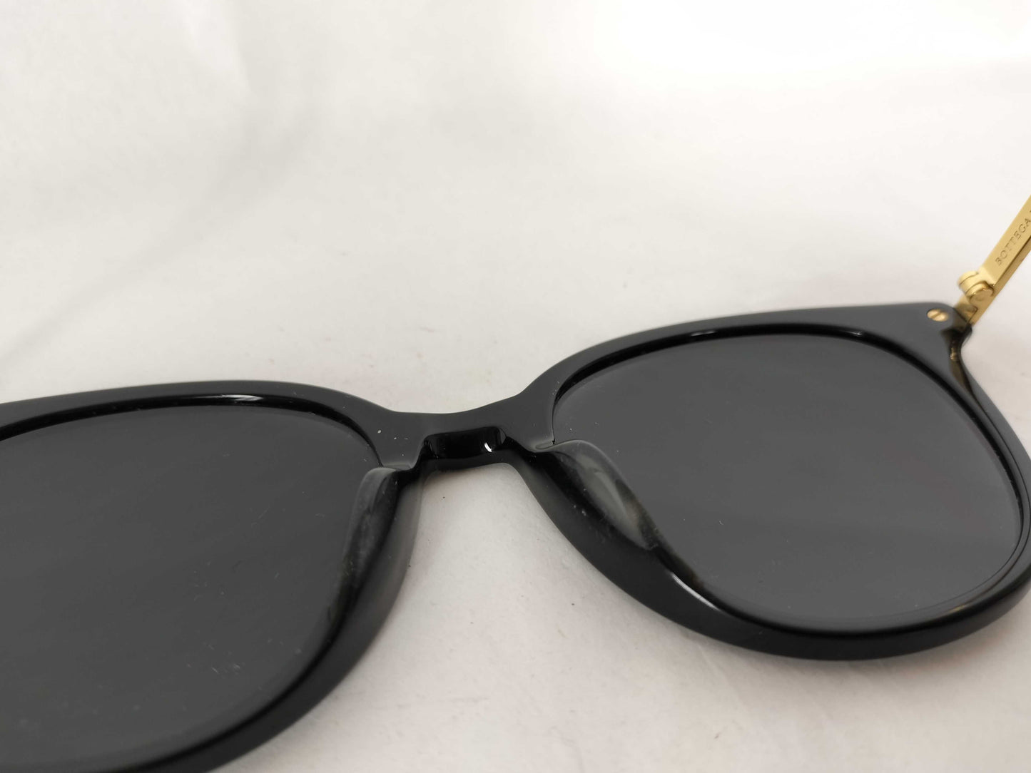 BOTTEGA VENETA Sunglasses Sunglasses and Glasses