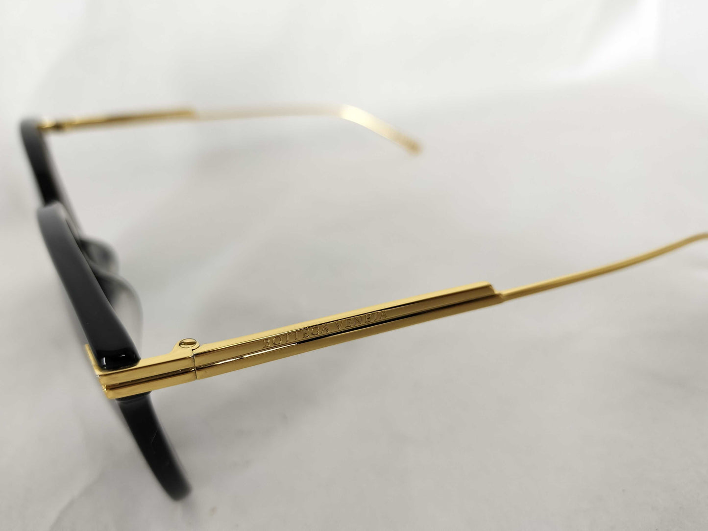 BOTTEGA VENETA Sunglasses Sunglasses and Glasses