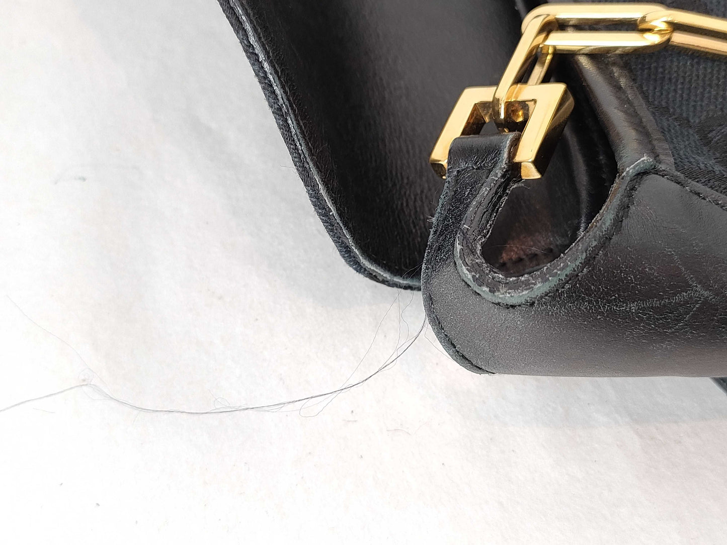 GUCCI GG Canvas Black Shoulder Bag
