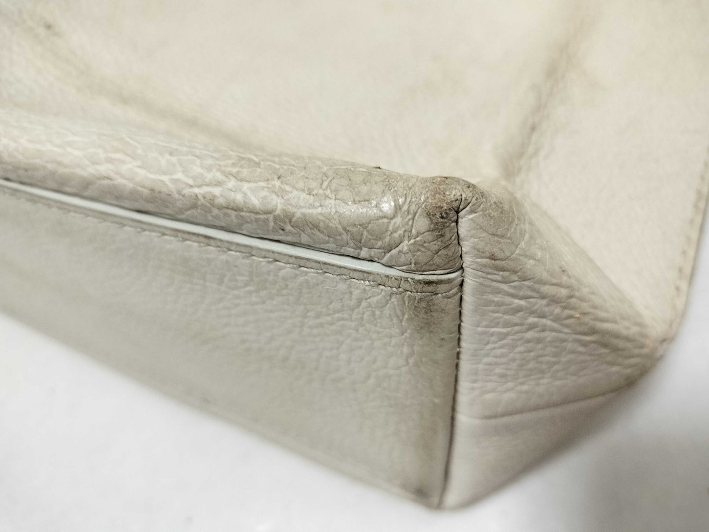 BALENCIAGA Balenciaga Tote Bag White Tote Bag