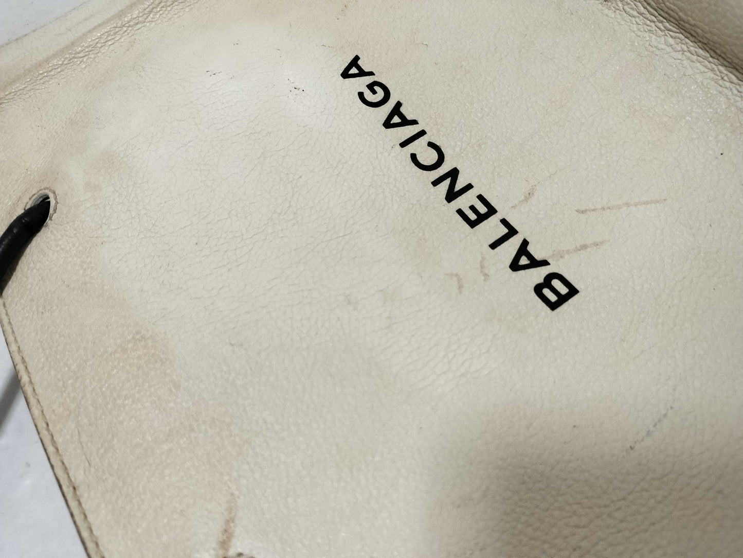 BALENCIAGA Balenciaga Tote Bag White Tote Bag