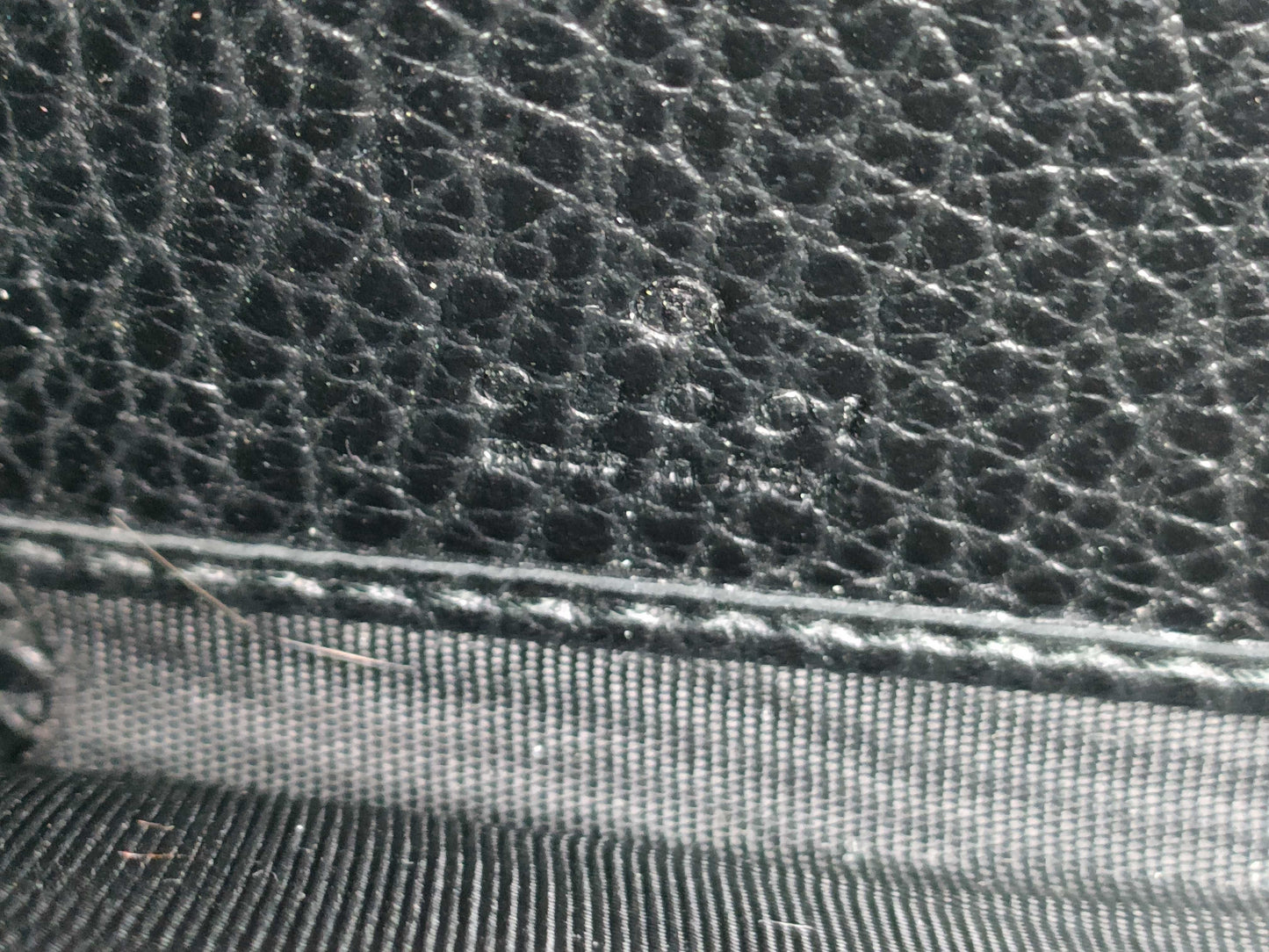GUCCI GG Marmont Zippy Wallet