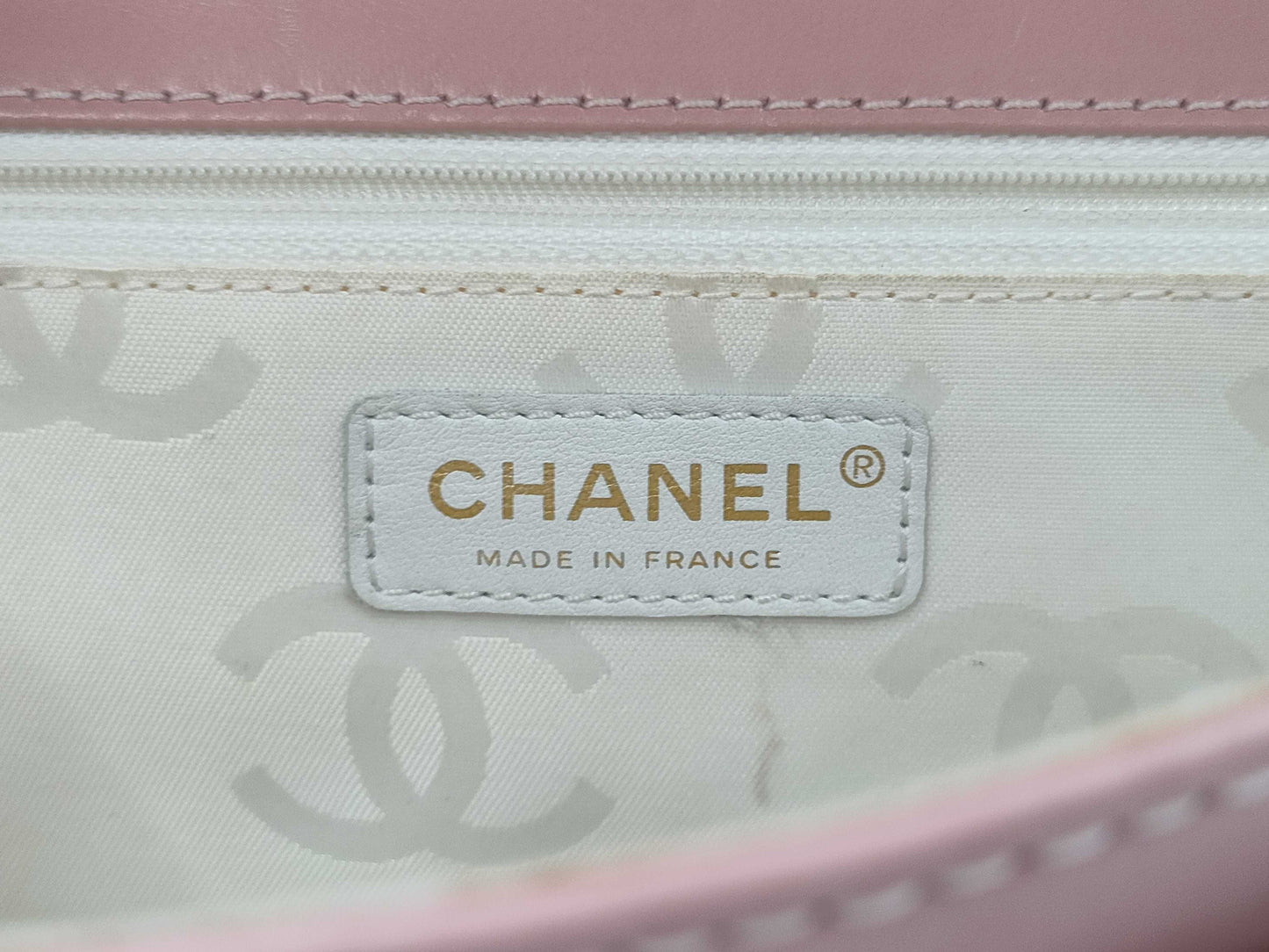 CHANEL CHANEL Wild Stitch No. 9 Shoulder Bag with Card