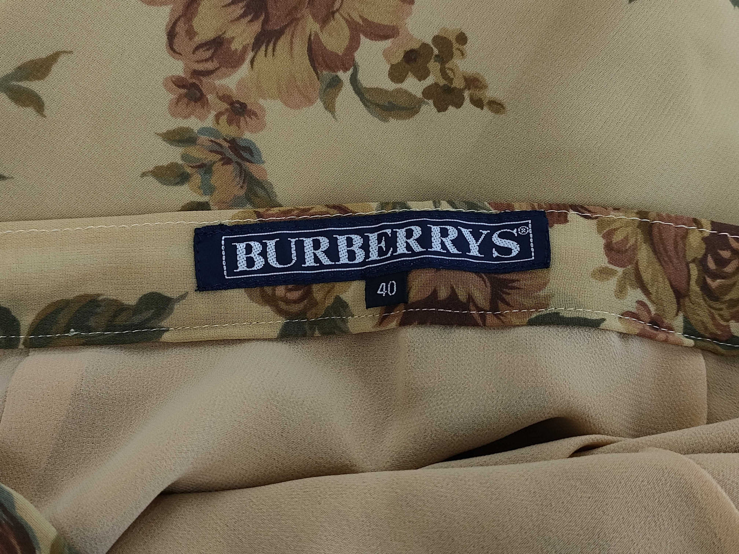Burberrys BURBERRY Set Floral Print Size 40 Other Apparel
