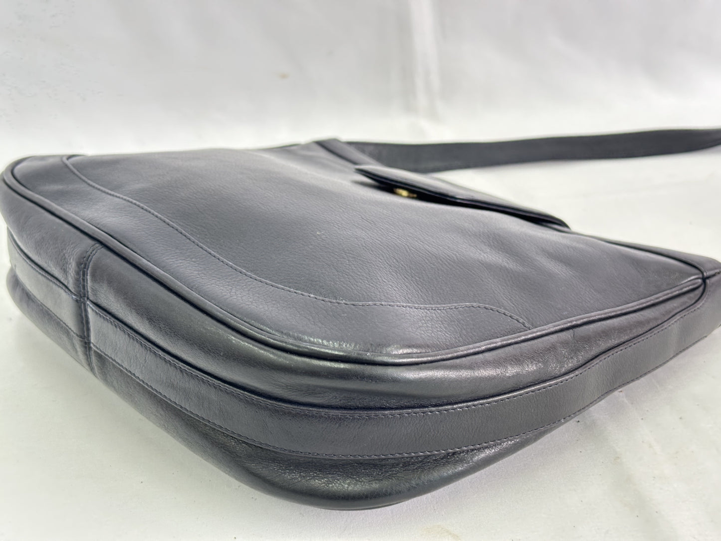 GUCCI Horsebit Shoulder Bag