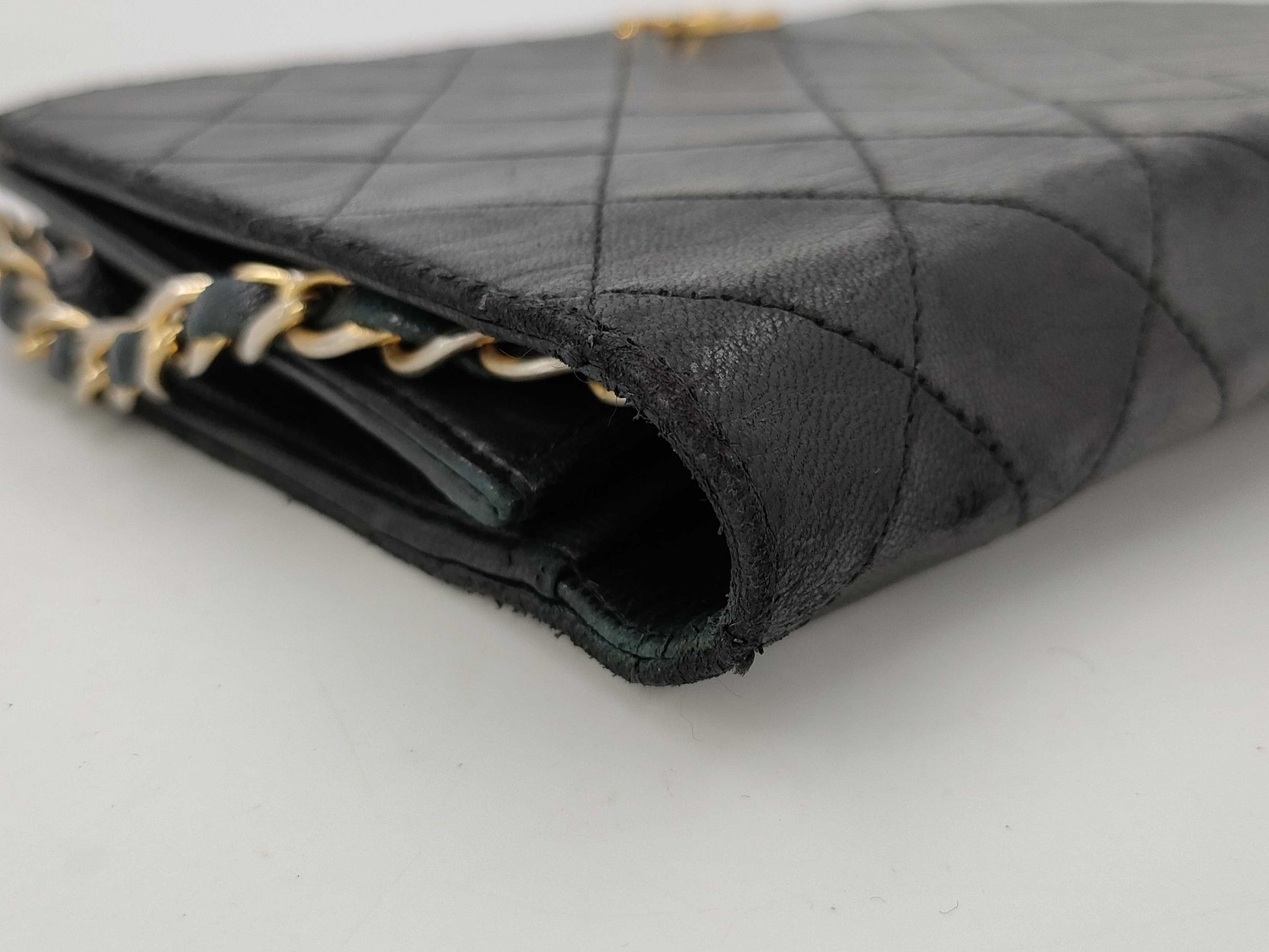 CHANEL Matelasse Chain Shoulder Bag Black Shoulder Bag