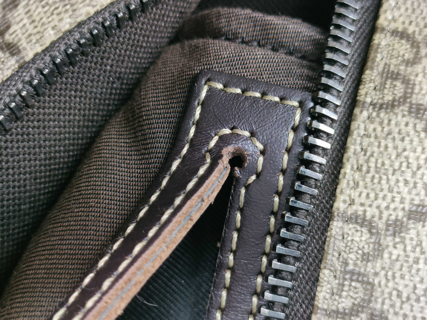 GUCCI GG Supreme Gucci Tote Bag GG Supreme Tote Bag