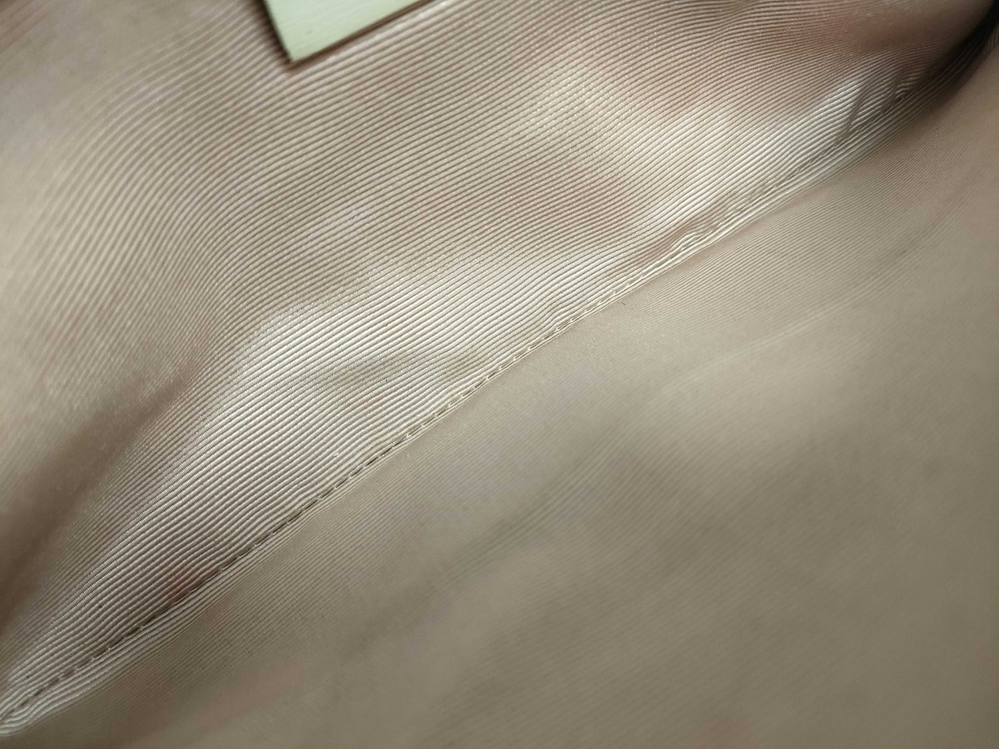 GUCCI Ally Leather Shoulder Bag White 550129 Shoulder Bag
