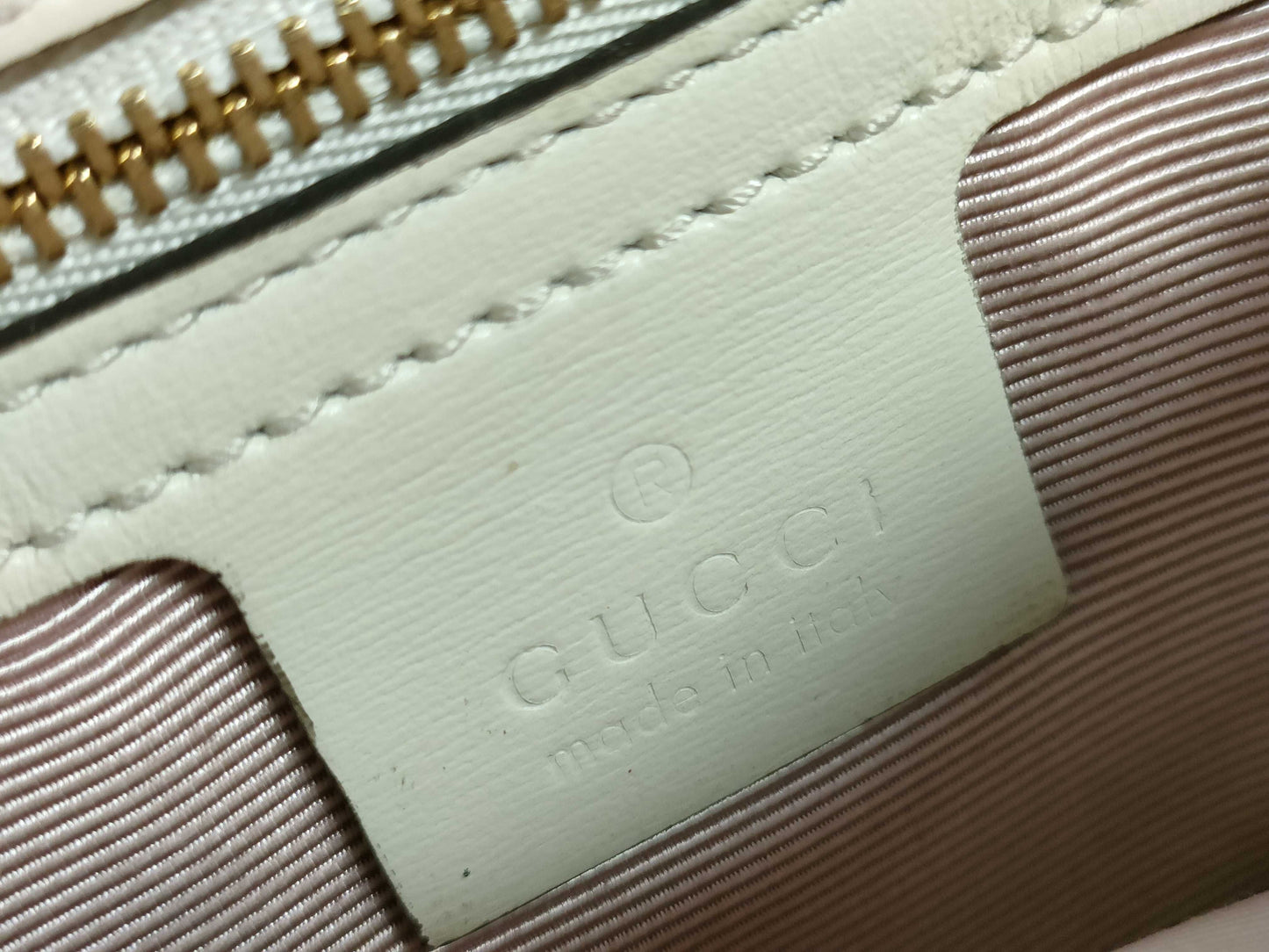 GUCCI Ally Leather Shoulder Bag White 550129 Shoulder Bag
