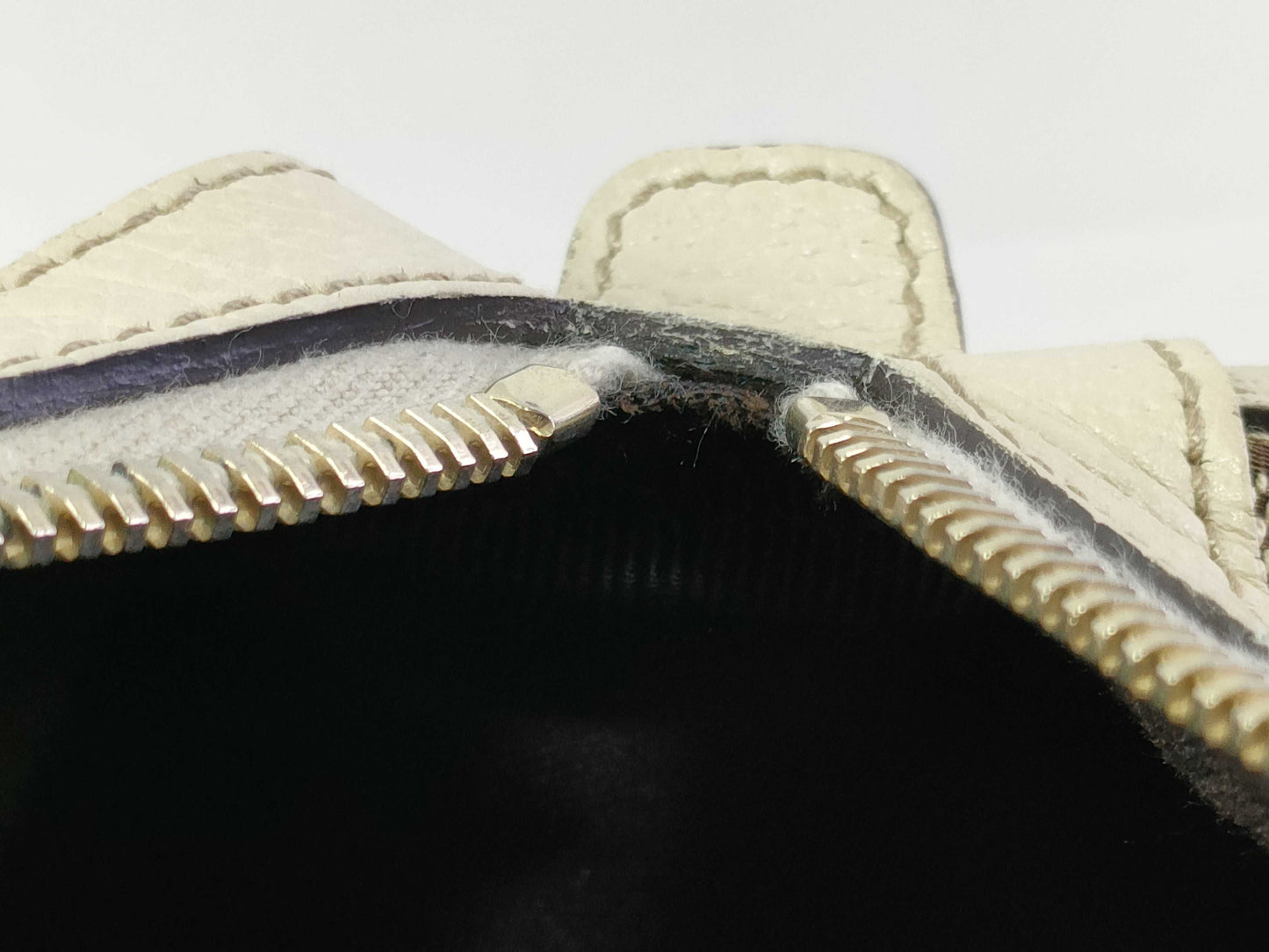 GUCCI GG Canvas Canvas and Leather Shoulder Bag Brown and Beige 130942 Handbag