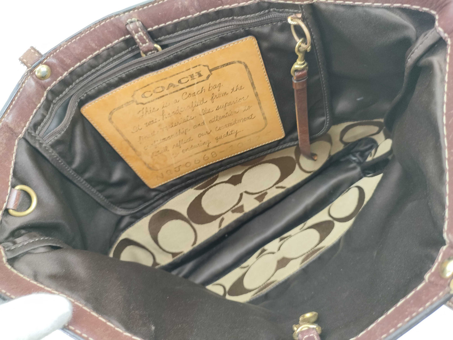 COACH Signature Coach Mountain 5-Piece Tote Bag Set