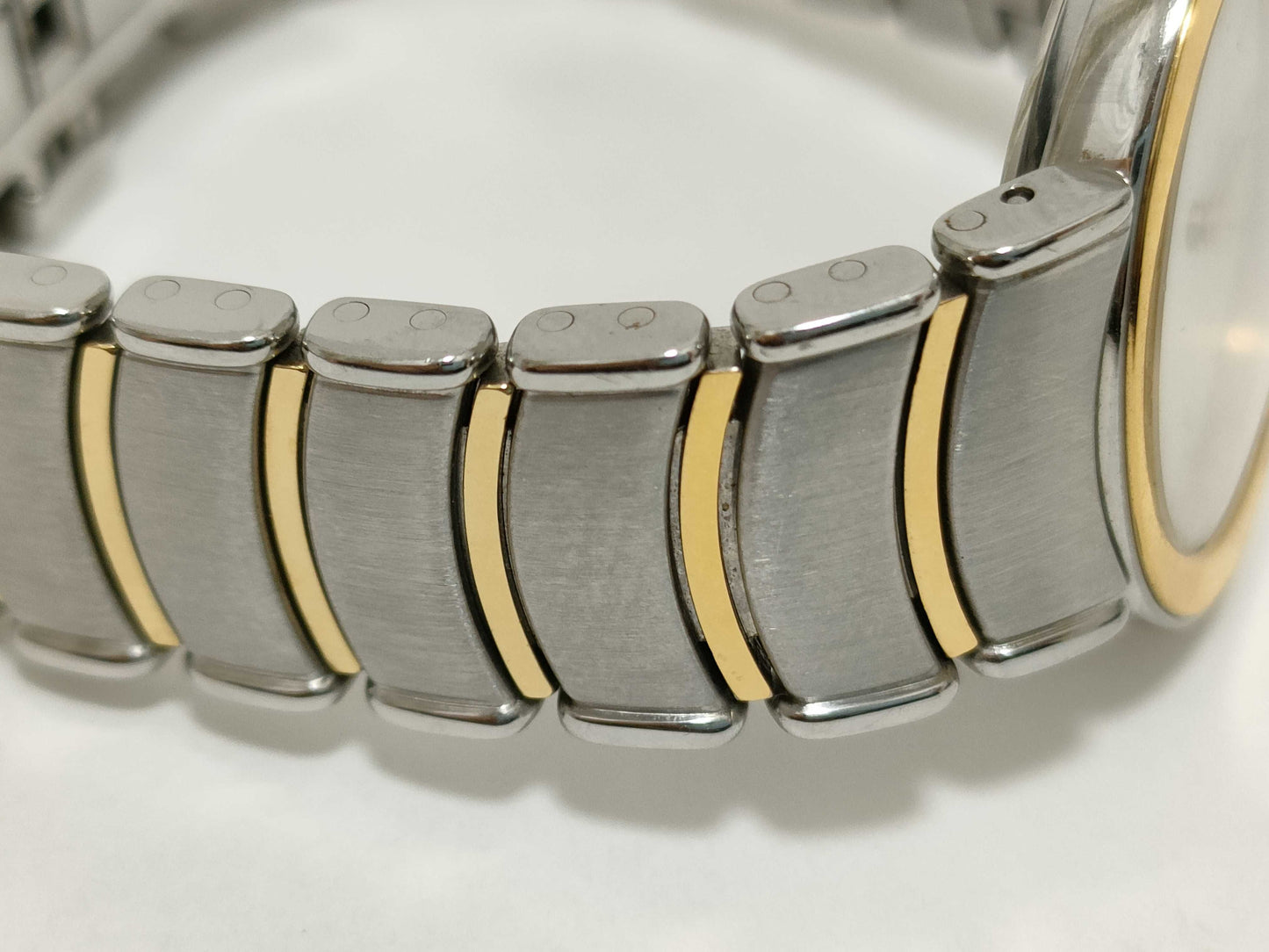 Dior Christian Dior D76-200 AX7998 SS/GP/QZ White Dial Women's Watch