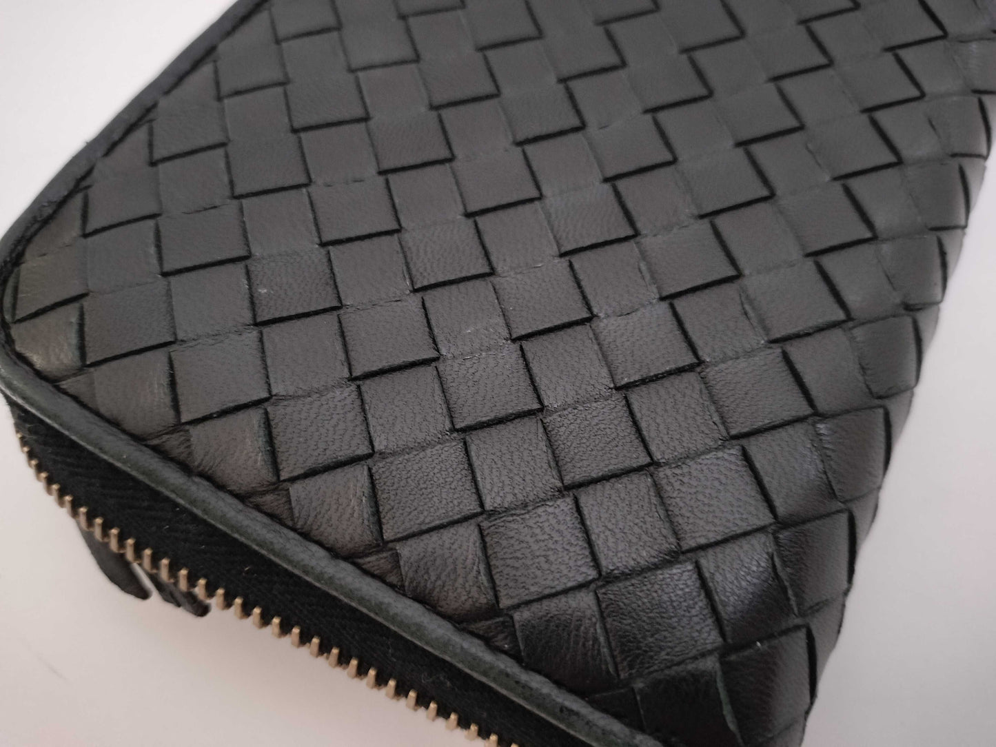 BOTTEGA VENETA Intrecciato Leather Long Wallet with Zip-Around Design, Black, 114076 V0013 1000