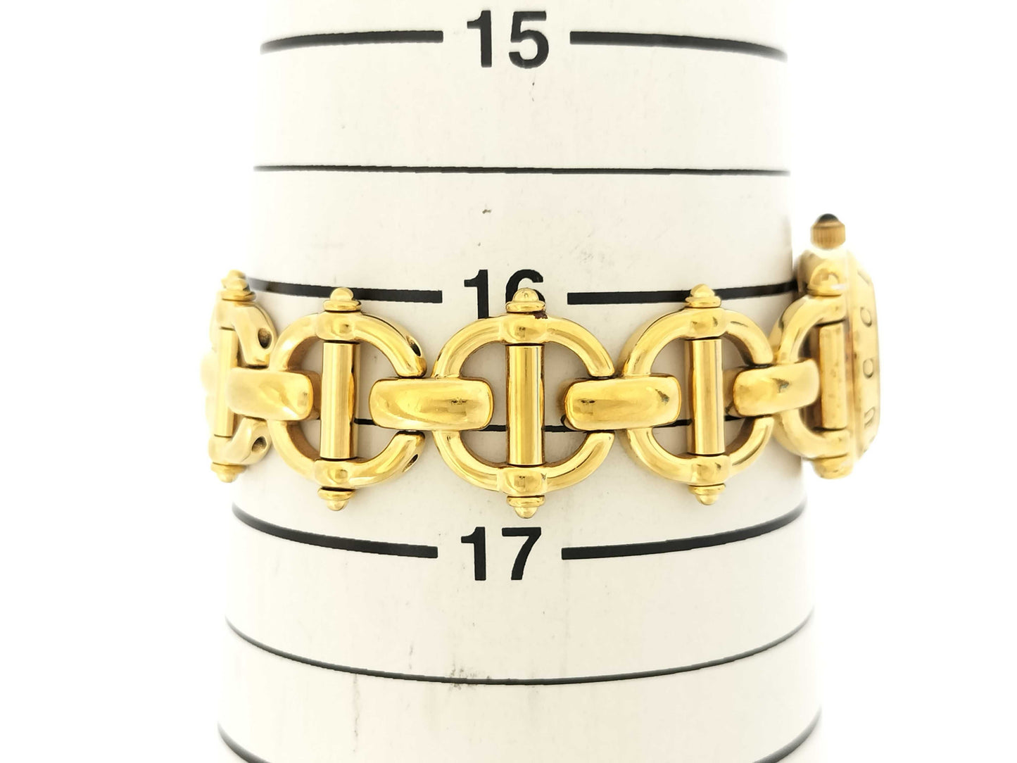GUCCI 6400L 0008224 GP/QZ White Dial Women's Watch, Not Working/No Operational Guarantee