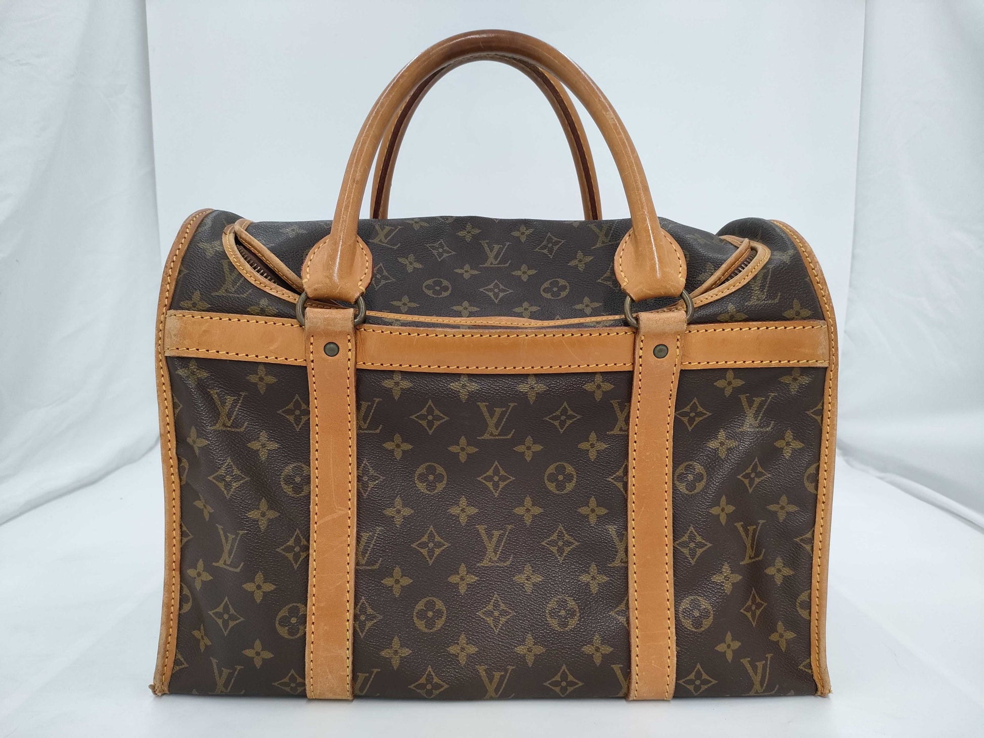 LOUIS VUITTON Monogram LV Monogram Sac Chasseur 40 M41924 Bag with Unknown Serial Number