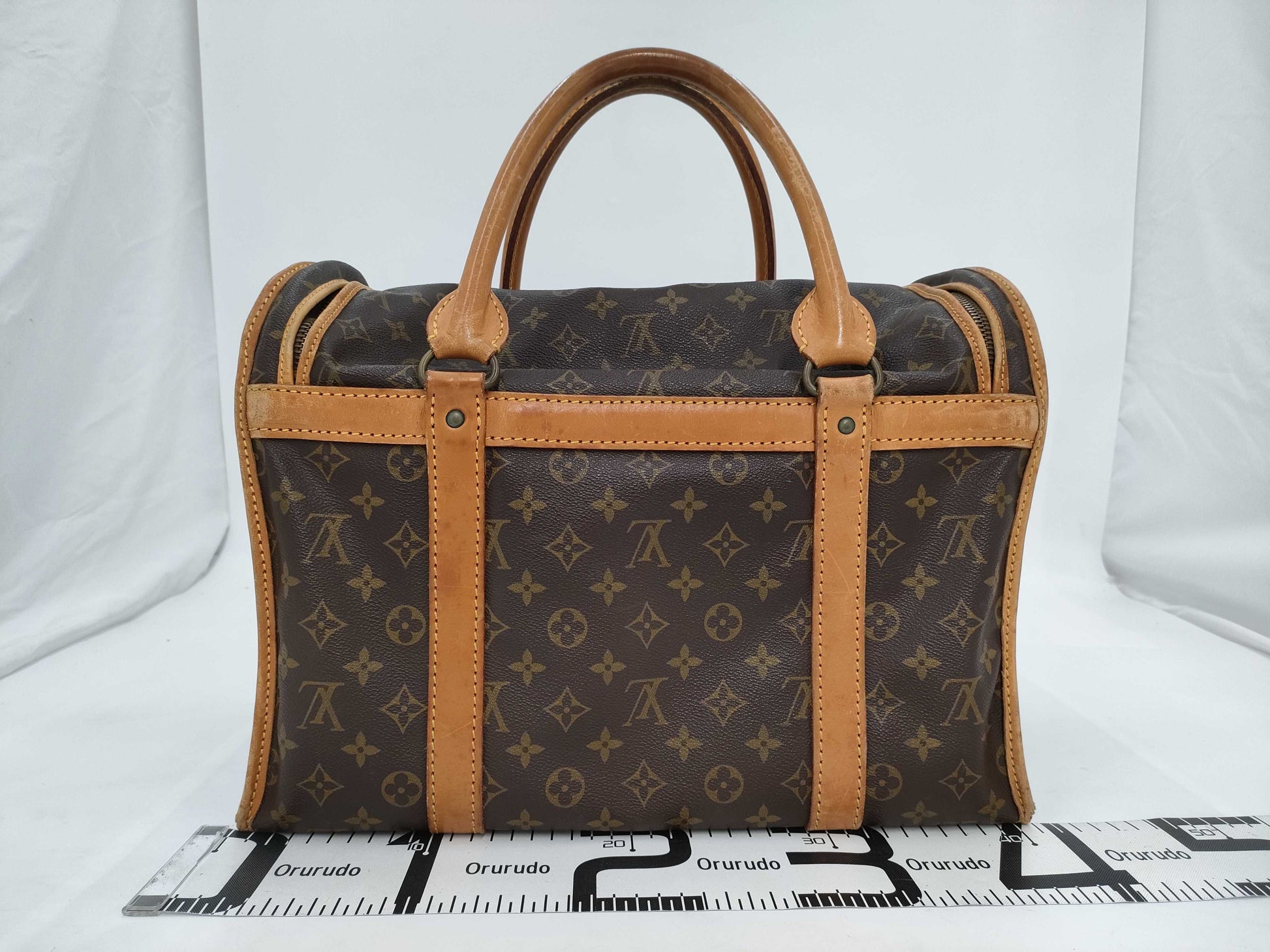 LOUIS VUITTON Monogram LV Monogram Sac Chasseur 40 M41924 Bag with Unknown Serial Number