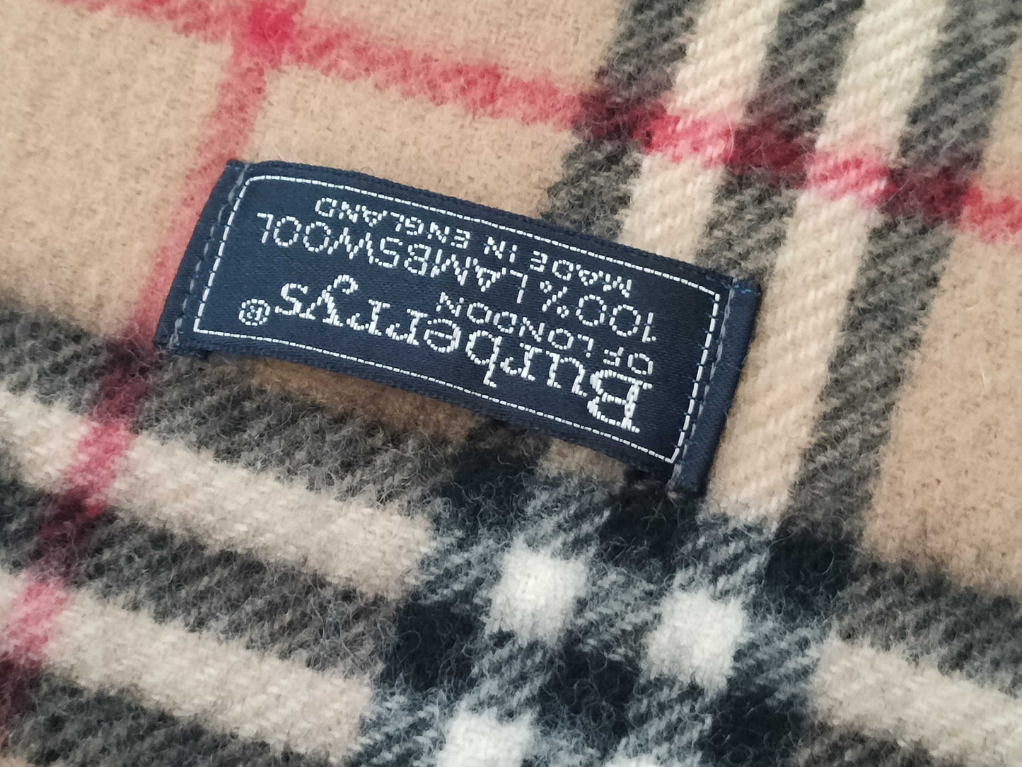 BURBERRY / Fringe Scarf / Nova Check / Made in England / 100% Lambswool / Beige Other Accessories