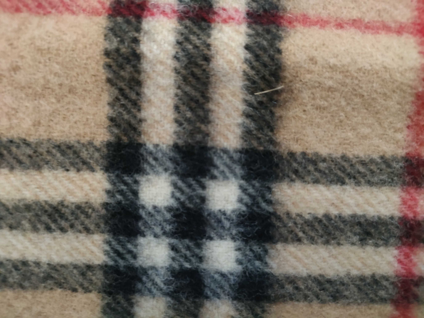 BURBERRY / Fringe Scarf / Nova Check / Made in England / 100% Lambswool / Beige Other Accessories