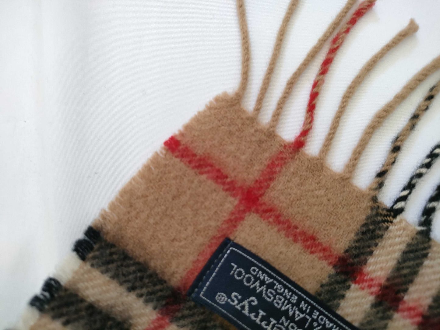 BURBERRY / Fringe Scarf / Nova Check / Made in England / 100% Lambswool / Beige Other Accessories