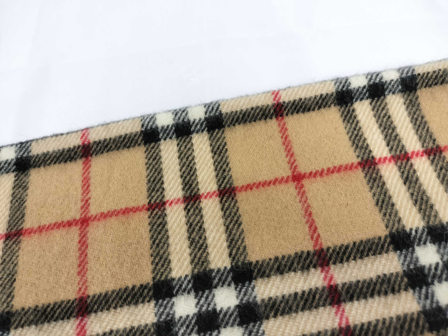 BURBERRY / Knee Blanket / Shawl / Nova Check / Horse Logo Embroidery / Nishikawa Sangyo / Wool / Beige Other Apparel