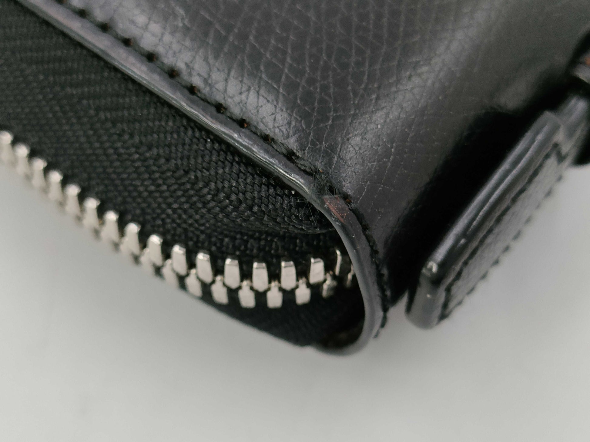 KUBERA 9981 Long Wallet, Cordovan Leather, Round Zip Wallet