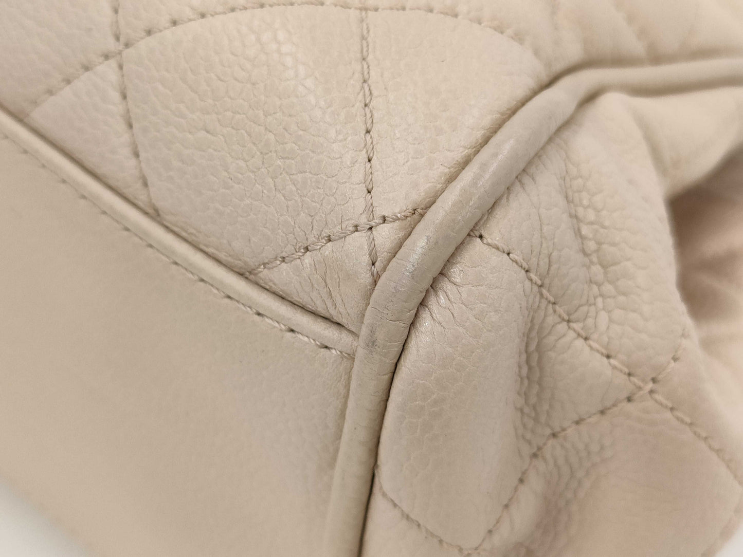 CHANEL Caviar Skin Beige Shoulder Bag