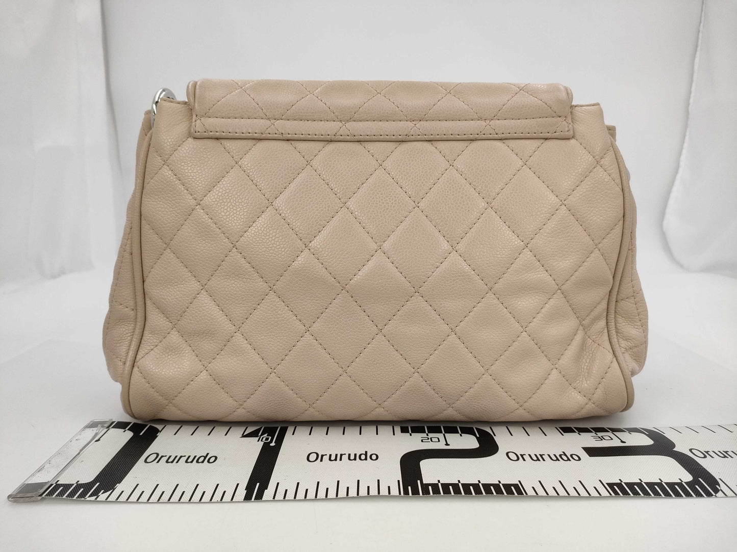 CHANEL Caviar Skin Beige Shoulder Bag