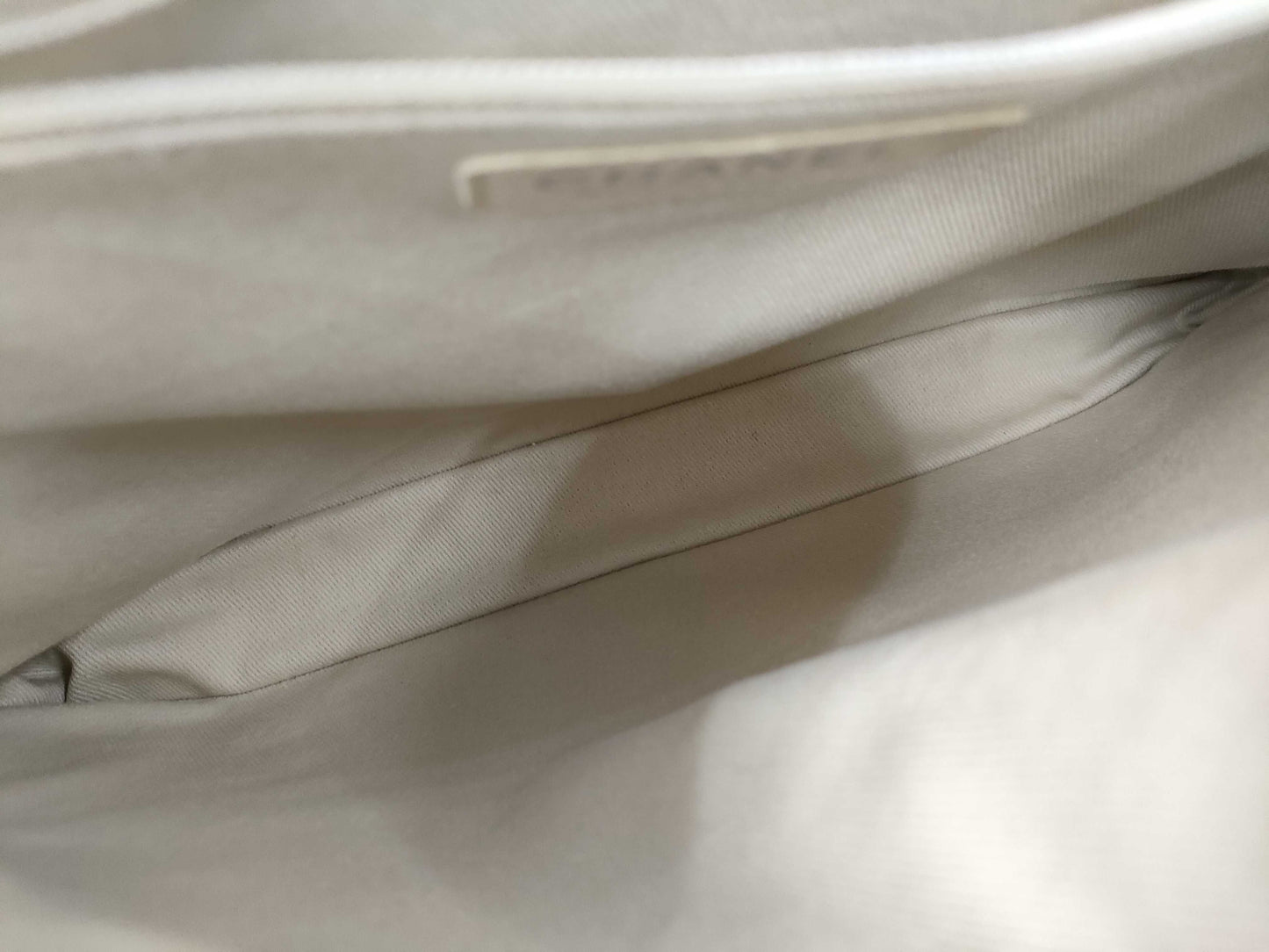 CHANEL Caviar Skin Beige Shoulder Bag