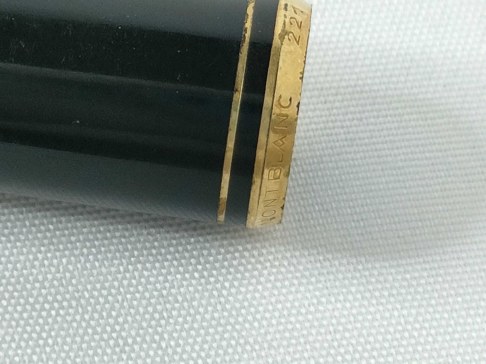 MONTBLANC Montblanc Fountain Pen No. 221 Black x Gold Pen