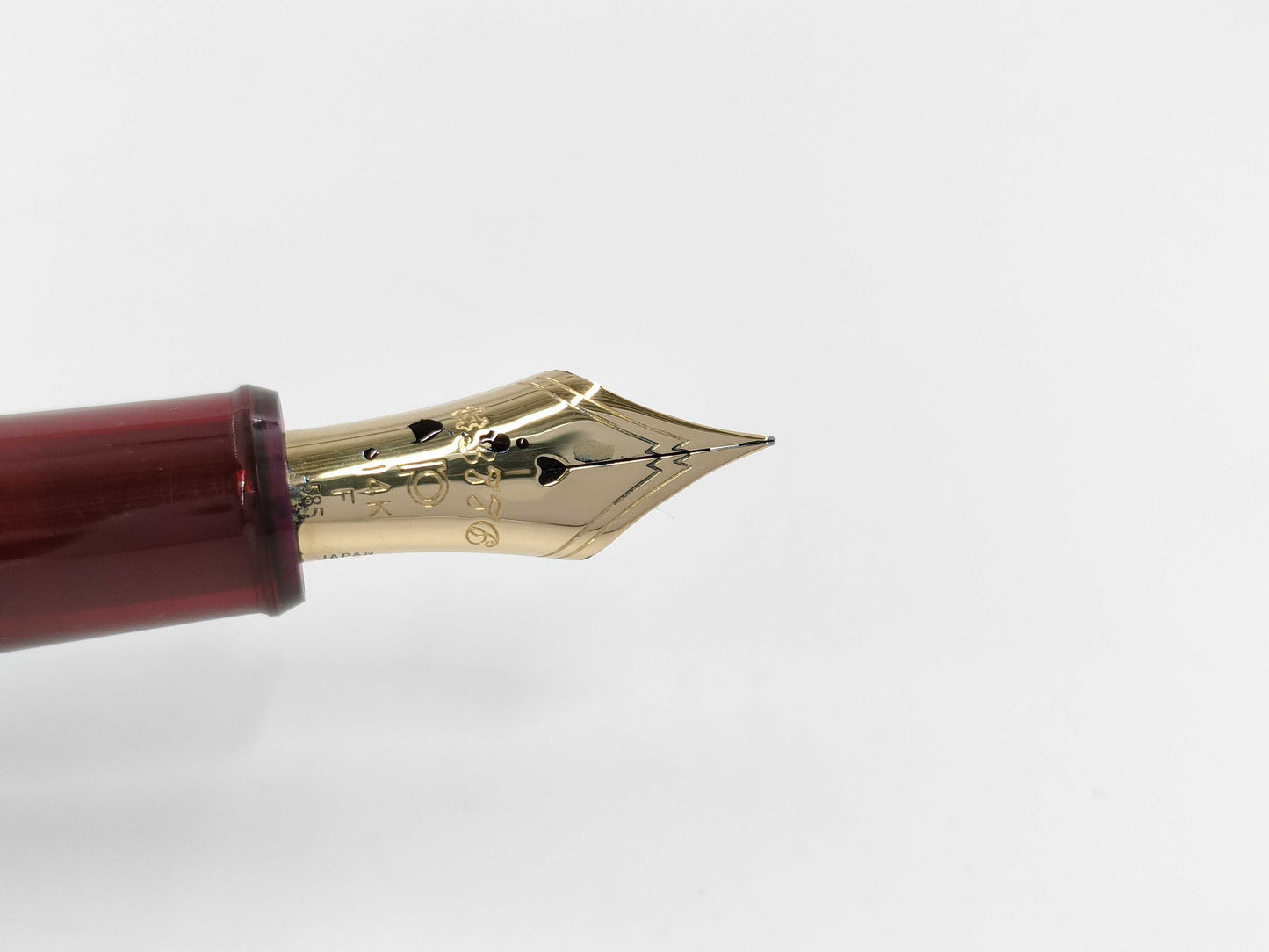 Platinum K14 Fountain Pen, Red x Gold, 3776