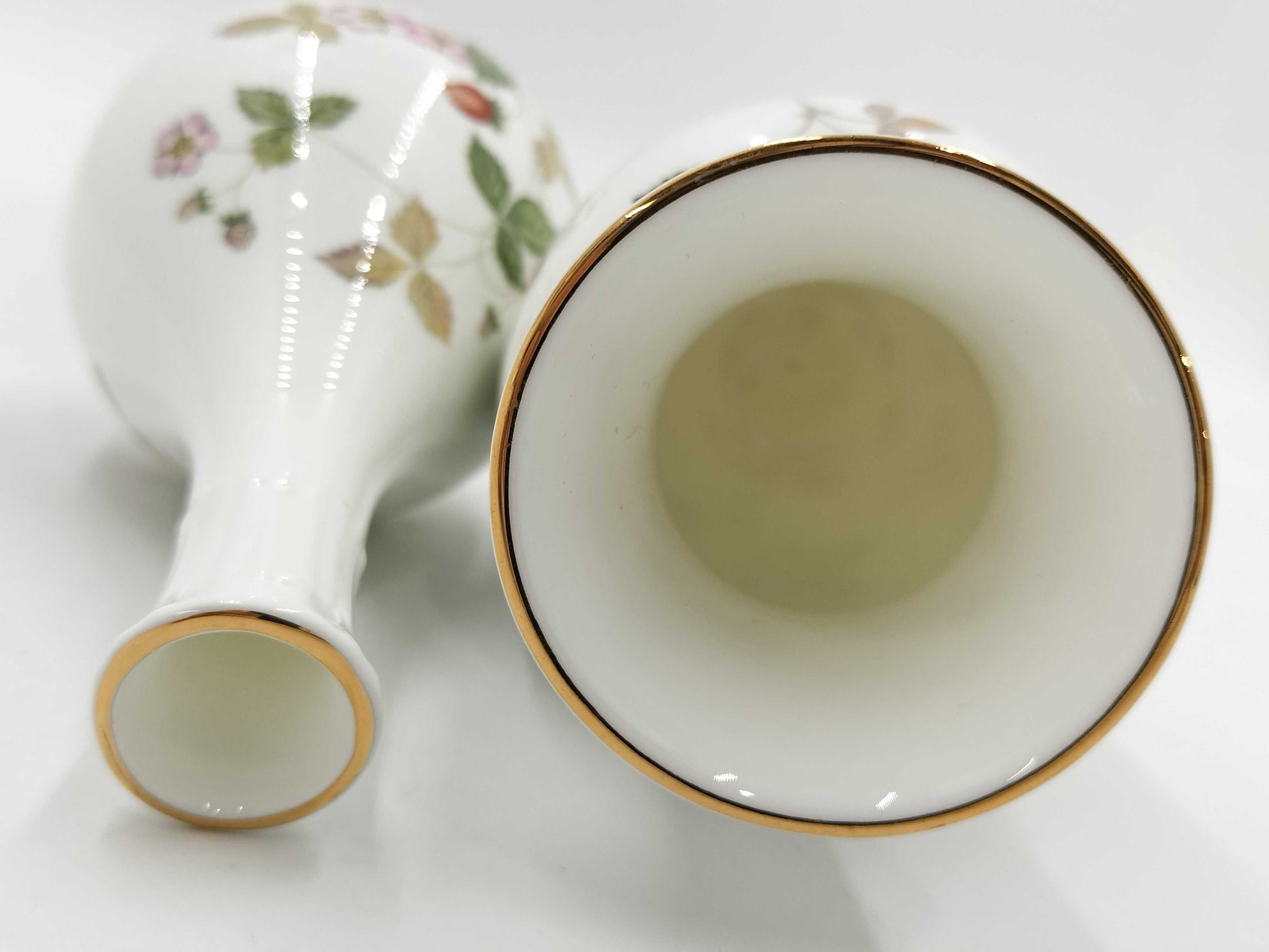 Wedgwood 2-Piece Vase Set