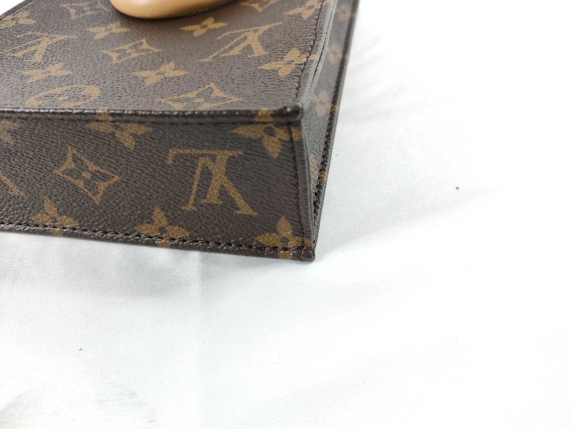LOUIS VUITTON Monogram LV Petite Sac Plat M81295 RFID Enabled Handbag