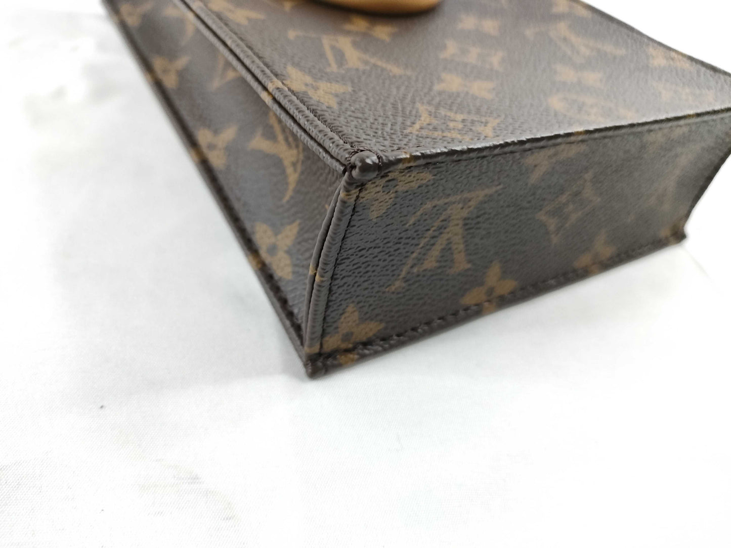 LOUIS VUITTON Monogram LV Petite Sac Plat M81295 RFID Enabled Handbag