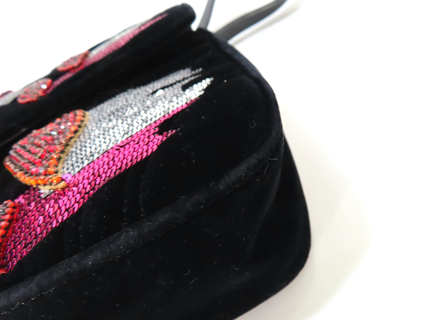 GUCCI Marmont Sequins Heart Velvet Chain Shoulder Bag