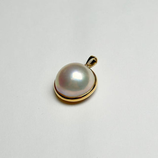 Mabe Pearl 16.1mm K18 4.9g Pendant Top