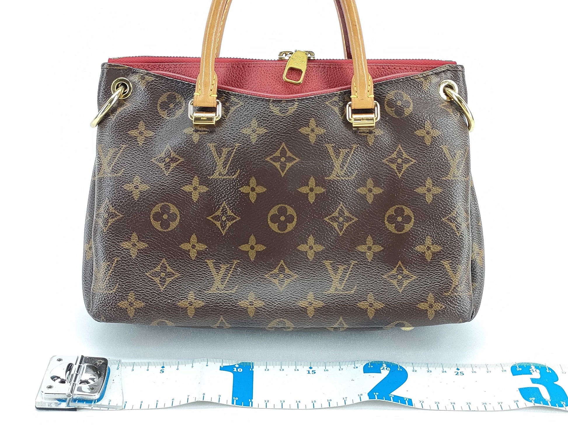 LOUIS VUITTON Monogram Louis Vuitton Monogram Shoulder Bag Handbag
