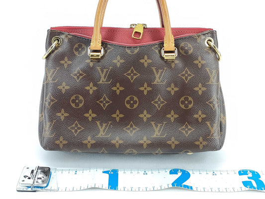 LOUIS VUITTON Monogram Louis Vuitton Monogram Shoulder Bag Handbag