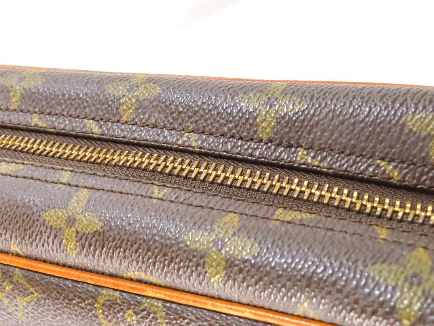 LOUIS VUITTON Monogram Louis Vuitton Bag Second Bag