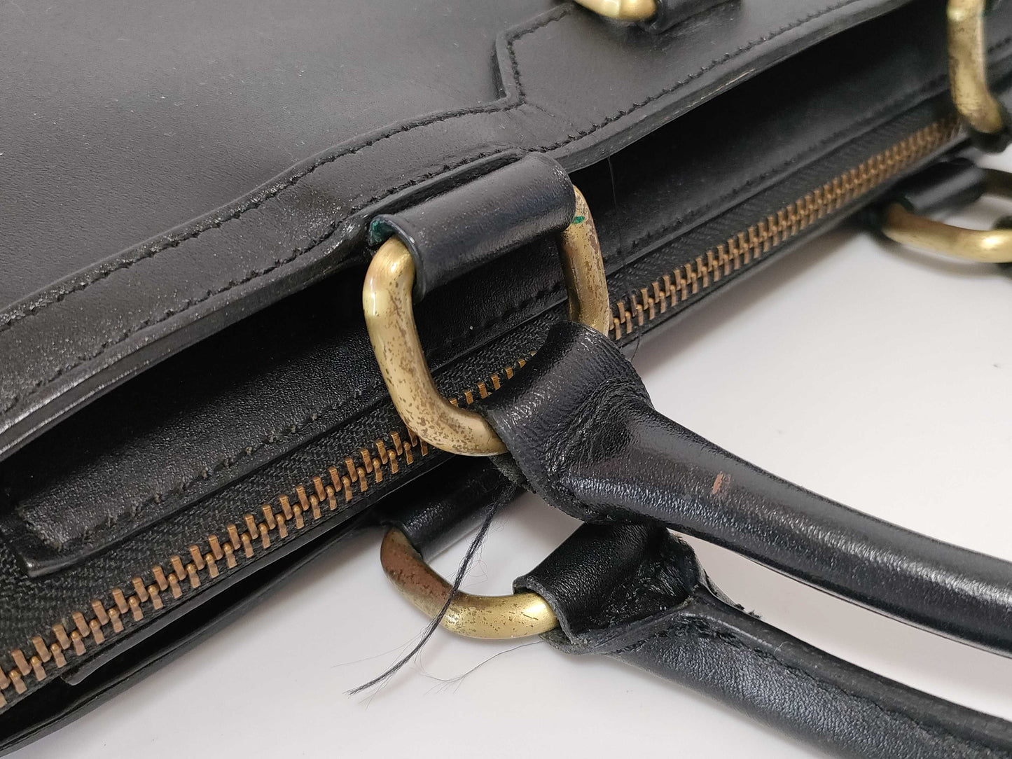 BURBERRY Black Leather Handbag Z6129 Handbag