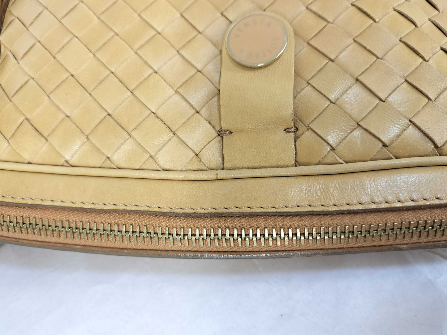 BOTTEGA VENETA Intrecciato Bottega Leather Intrecciato Handbag