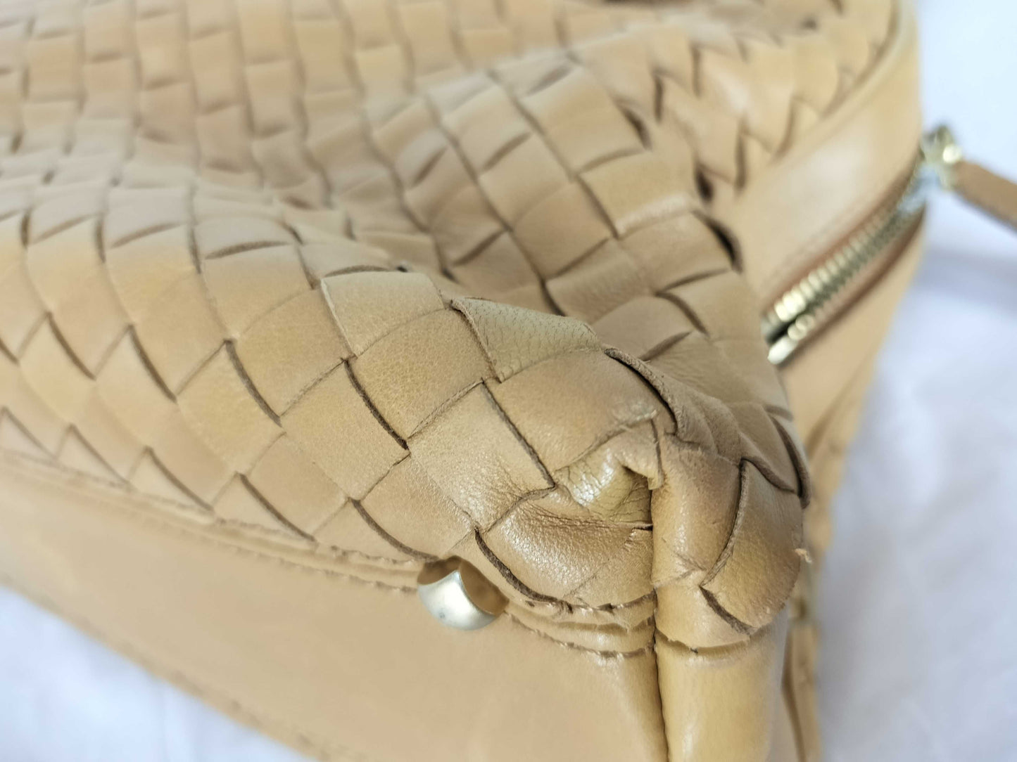 BOTTEGA VENETA Intrecciato Bottega Leather Intrecciato Handbag