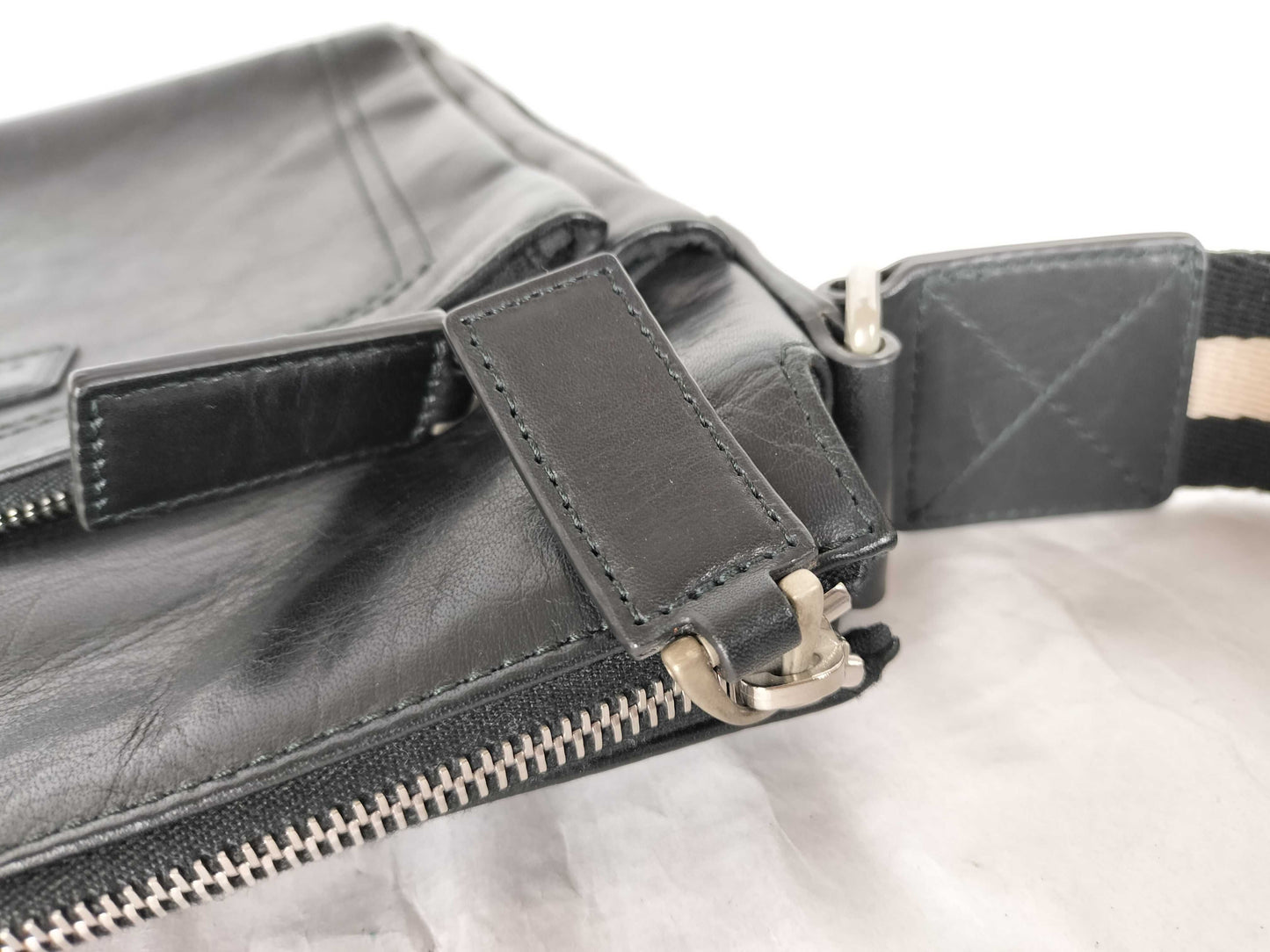BALLY Leather Trainspotting Shoulder Bag, Black