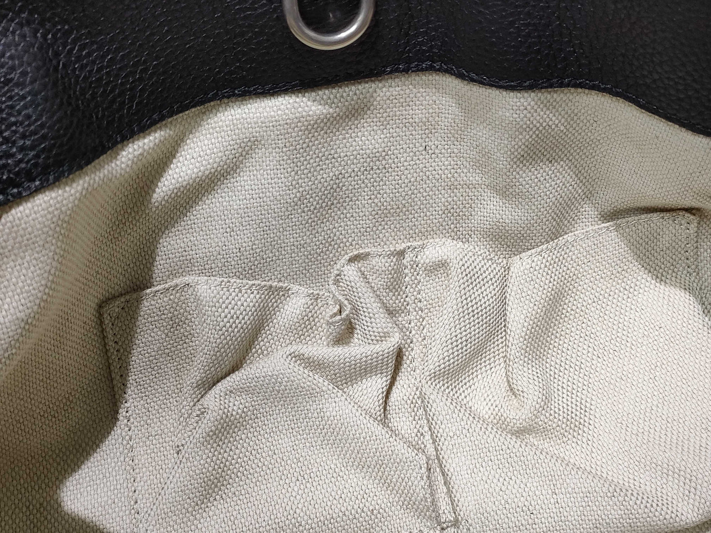 GUCCI Studded Leather Soho Chain Tote Bag