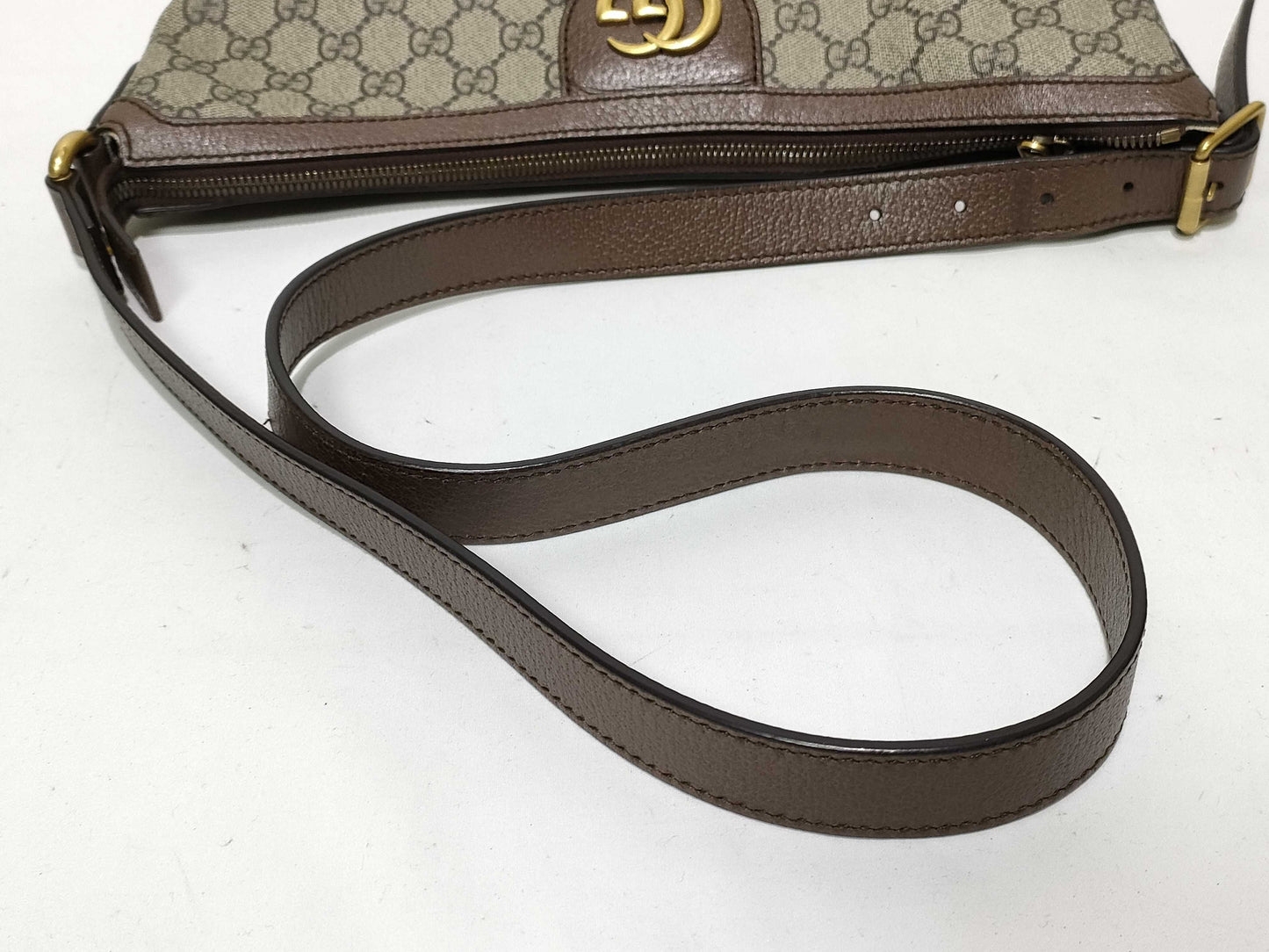 GUCCI GG Supreme Gucci Ophidia Medium Shoulder Bag